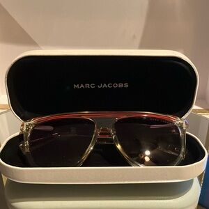 NWOT Marc Jacobs Sunglasses 321/S with Case